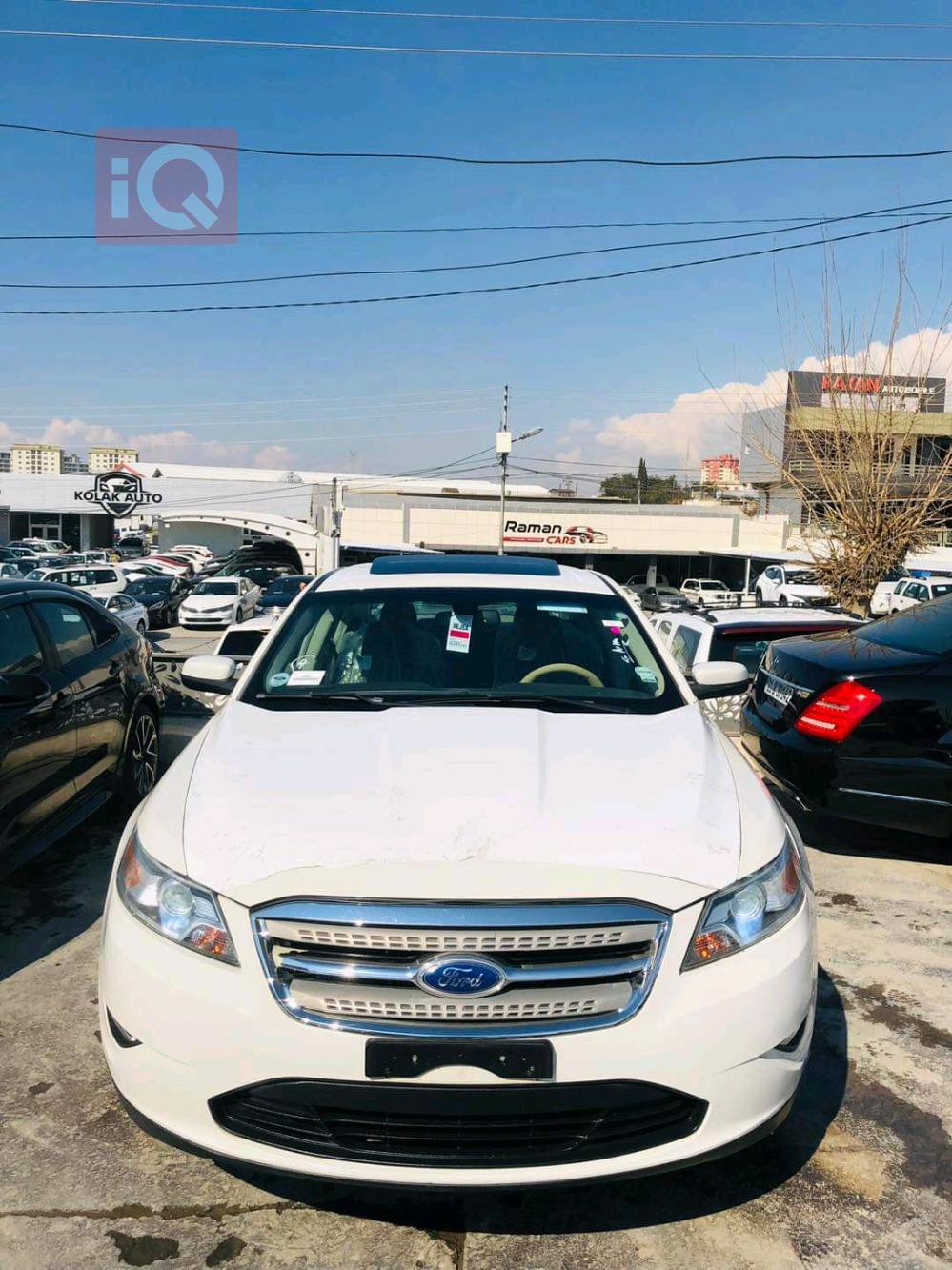 فورد تورس